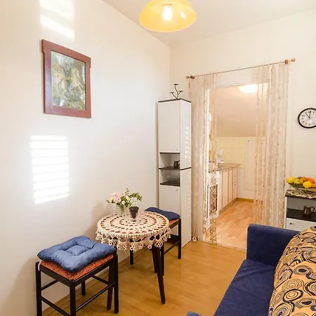Apartamento Lucija *